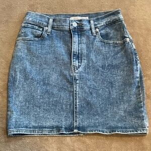 LEVIS Mile High Blue Jean Skirt Sz 26